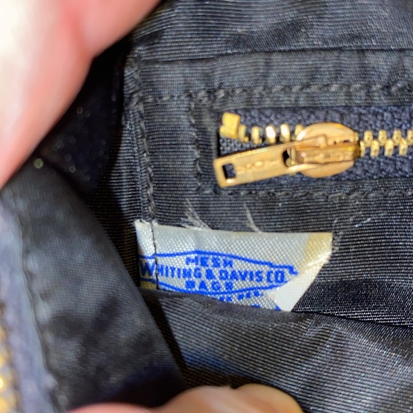 Vintage WHITING & DAVIS Gold Mesh Coin Purse - Picture 4 of 5